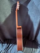 Guitarra Acústica Rosa de Nogal — perfil y aros, hecha a mano en Lima