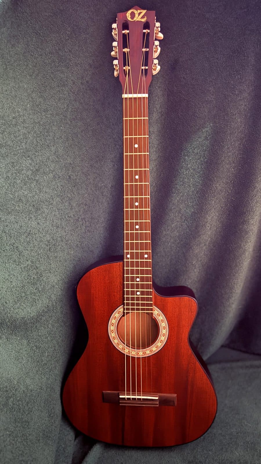 Guitarra Electroacústica Caoba